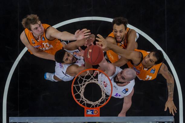 给予了其 给予了其