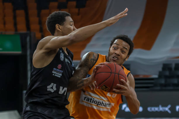 从不缺乏逆 从不缺乏逆