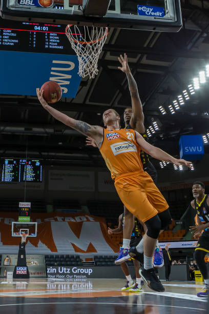 的二次转会 的二次转会